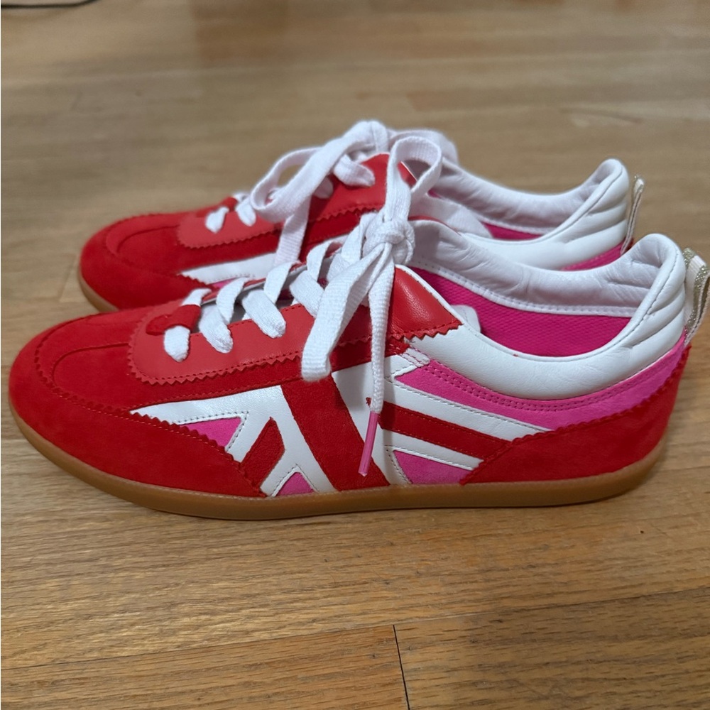 Boden Women’s Union Jack Sneakers, size 39